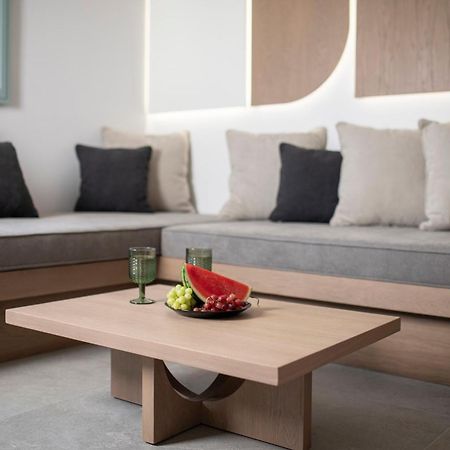 New Villa Katerina - 6 Villas & 6 Private Jacuzzi Emporio  외부 사진