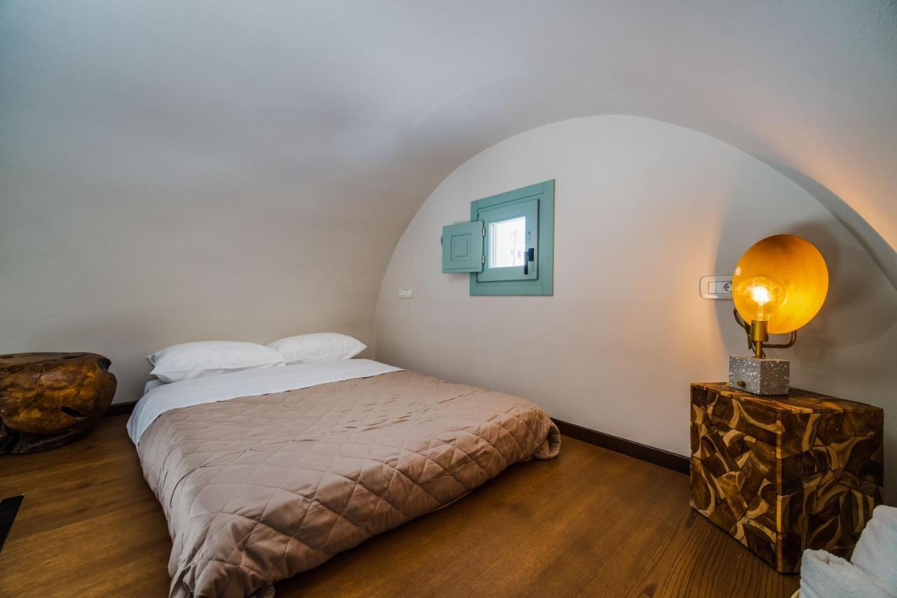 New Villa Katerina - 6 Villas & 6 Private Jacuzzi Emporio  외부 사진