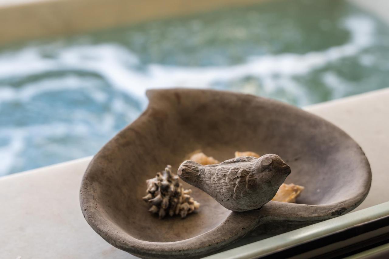 New Villa Katerina - 6 Villas & 6 Private Jacuzzi Emporio  외부 사진