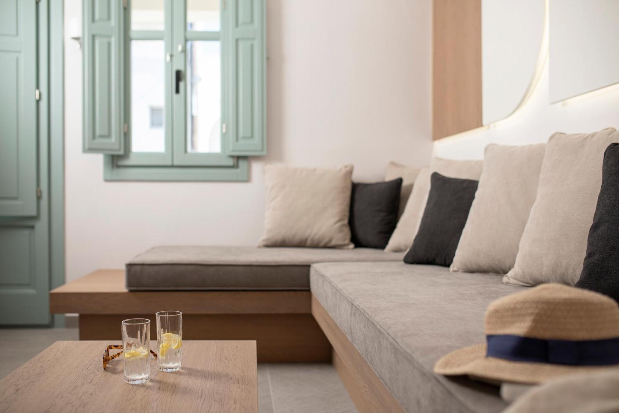 New Villa Katerina - 6 Villas & 6 Private Jacuzzi Emporio  외부 사진